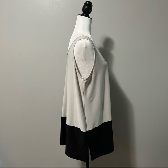 Sympli Color Block Reversible Angle Tank - Picture 8 of 13
